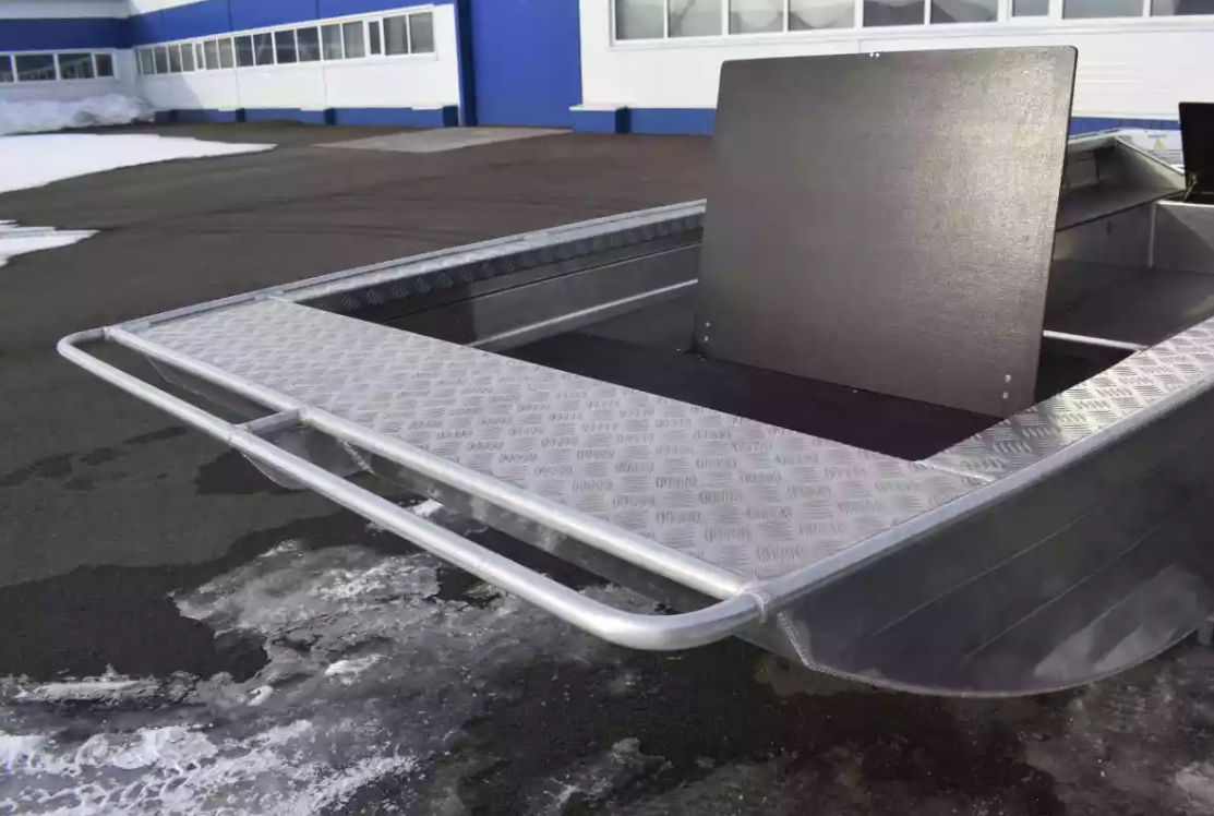 Алюминиевая лодка Wyatboat-490 Jonboat в Новочебоксарске