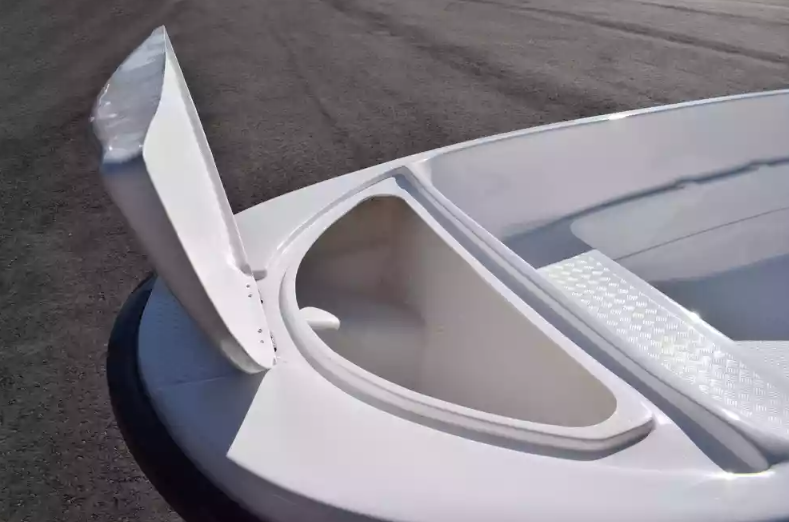 Стеклопластиковая лодка Пингвин (тримаран) в Новочебоксарске