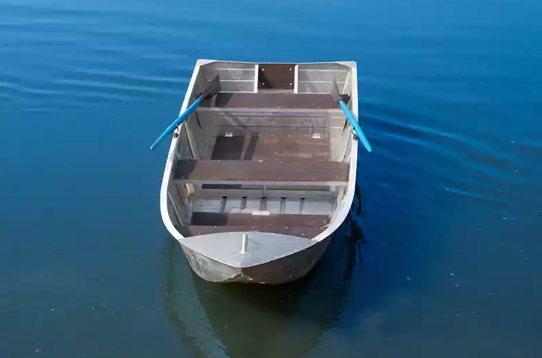 Алюминиевая лодка Вятка-Профи 32 в Новочебоксарске