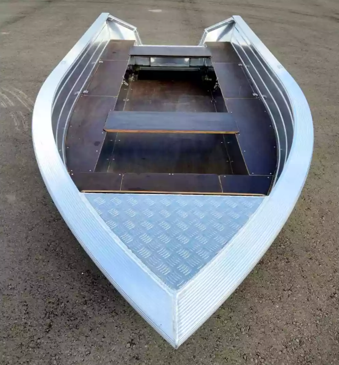 Алюминиевая лодка Неман-400 в Новочебоксарске