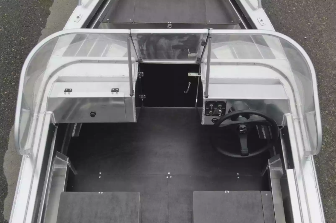 Алюминиевая лодка  Neman-400 DC в Новочебоксарске