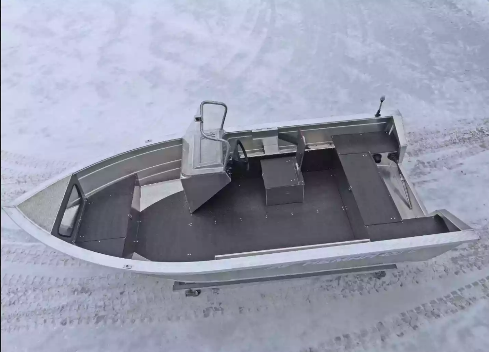 Алюминиевая лодка Неман-400 С в Новочебоксарске