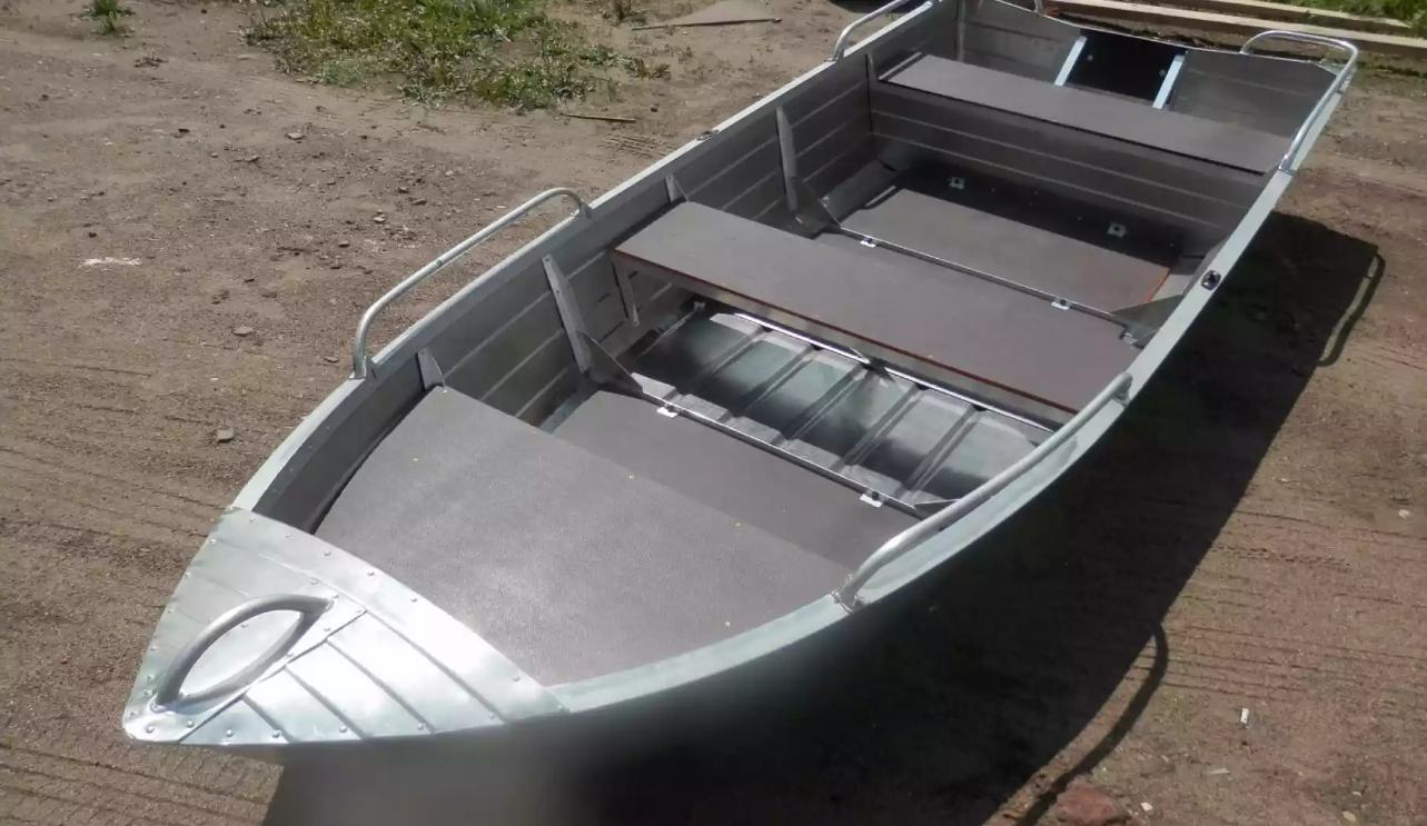 Алюминиевая лодка Вятка-Профи 32 в Новочебоксарске