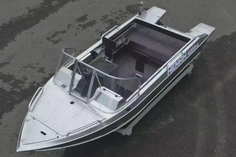 Алюминиевая лодка  Neman-400 PRO в Новочебоксарске