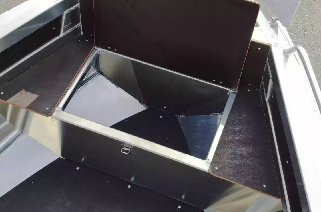 Алюминиевая лодка  Неман-480 Р в Новочебоксарске