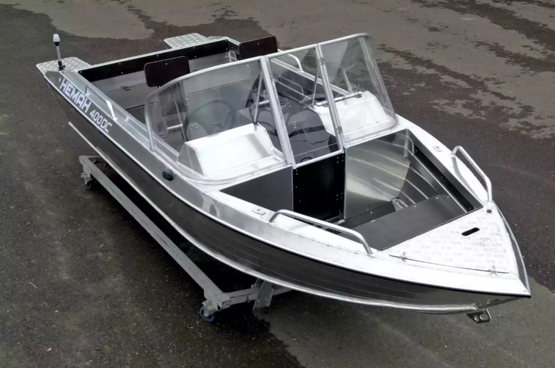 Алюминиевая лодка  Neman-400 DC в Новочебоксарске