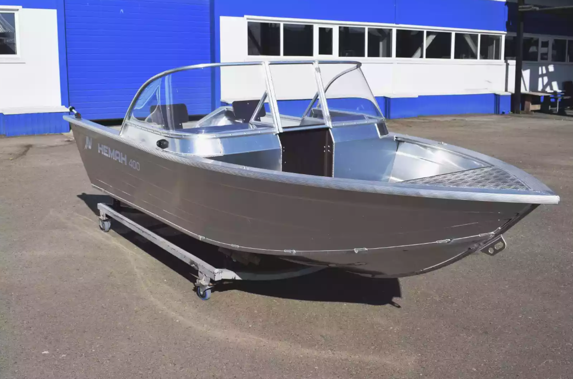 Алюминиевая лодка  Неман-400 DCM в Новочебоксарске