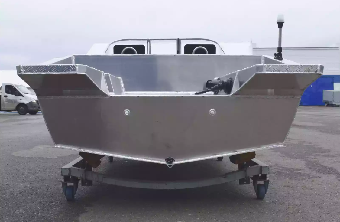 Алюминиевая лодка  Neman-400 PRO в Новочебоксарске