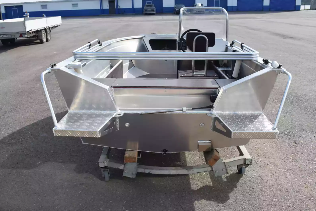 Алюминиевая лодка Неман-400 С в Новочебоксарске