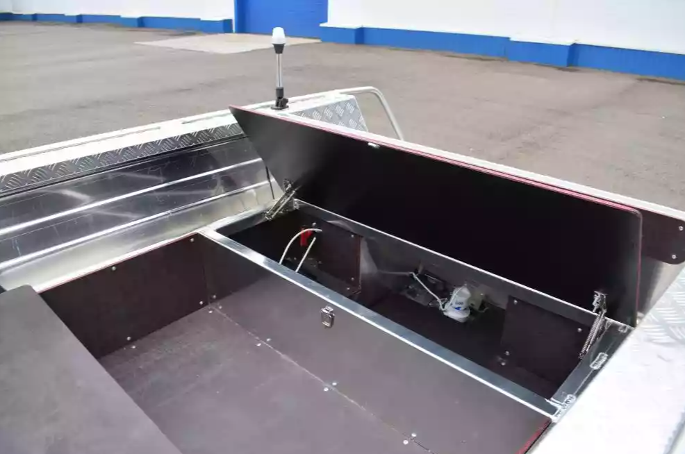 Алюминиевая лодка Wyatboat-390 DCM Увеличенный борт в Новочебоксарске