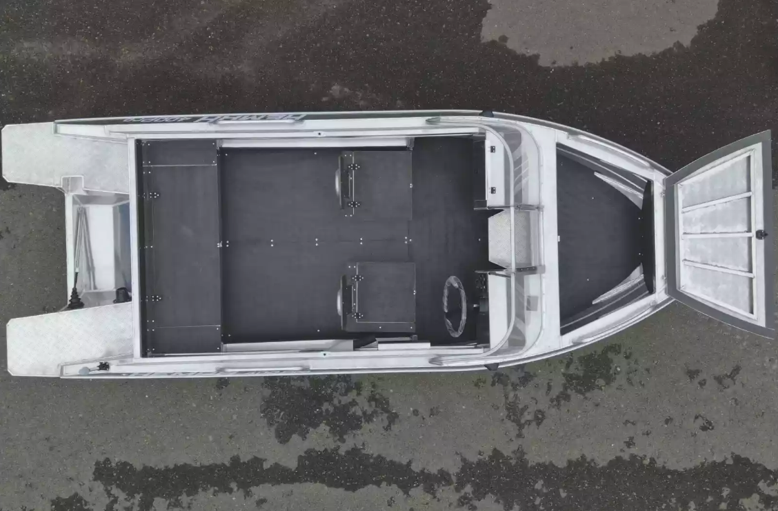 Алюминиевая лодка  Neman-400 PRO в Новочебоксарске