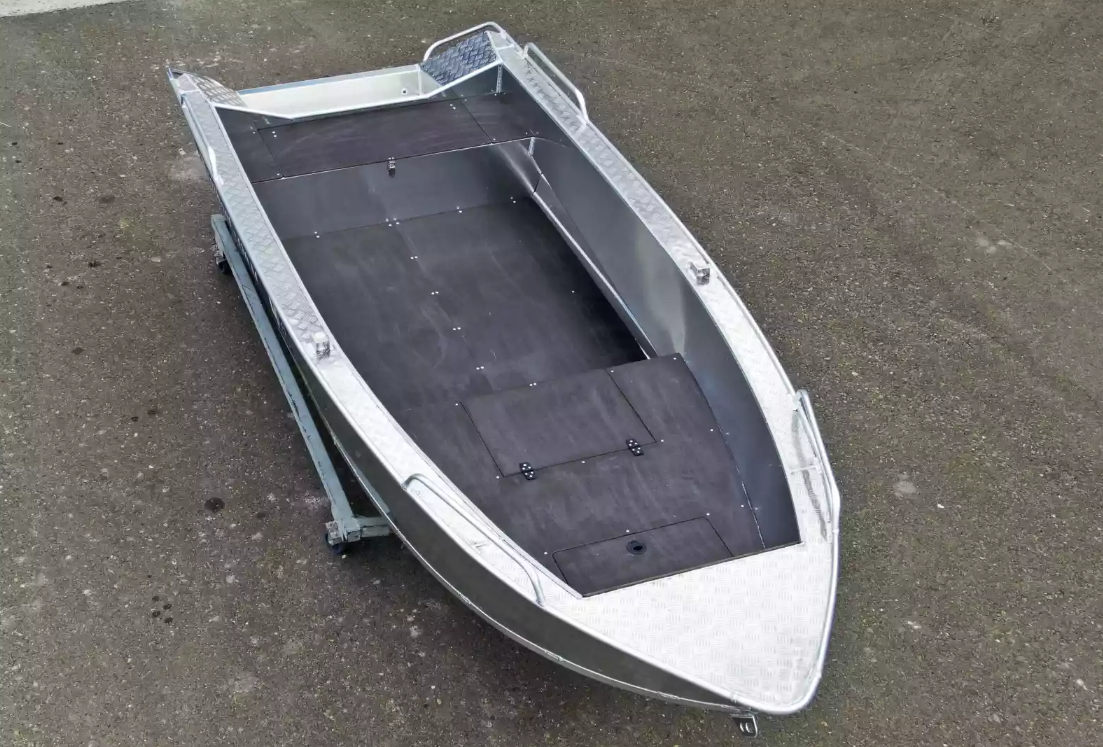 Алюминиевая лодка  Wyatboat-430М FISH в Новочебоксарске