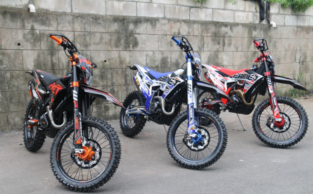 Кроссовый мотоцикл FAIDET NC300S ULTRA KKE в Новочебоксарске