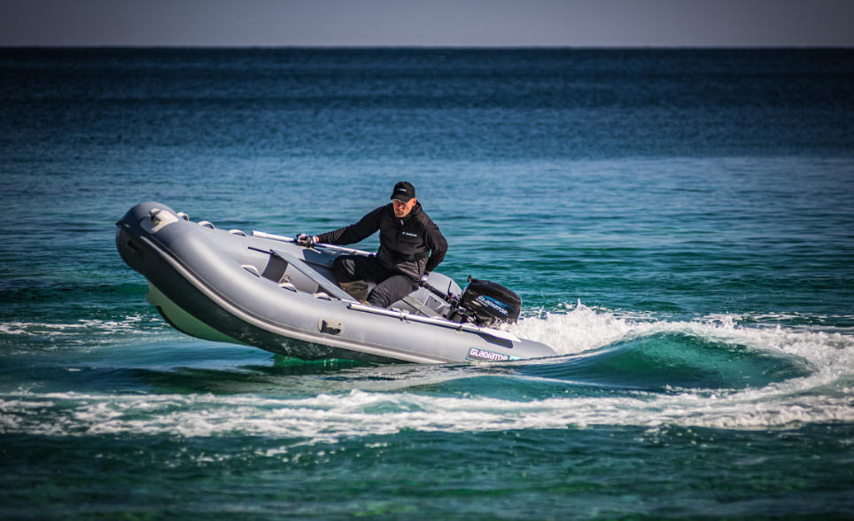 Лодка GLADIATOR RIB380AL в Новочебоксарске