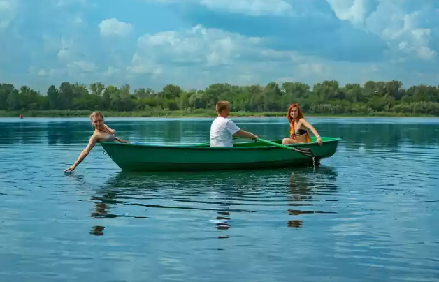 Стеклопластиковая Лодка Голавль в Новочебоксарске