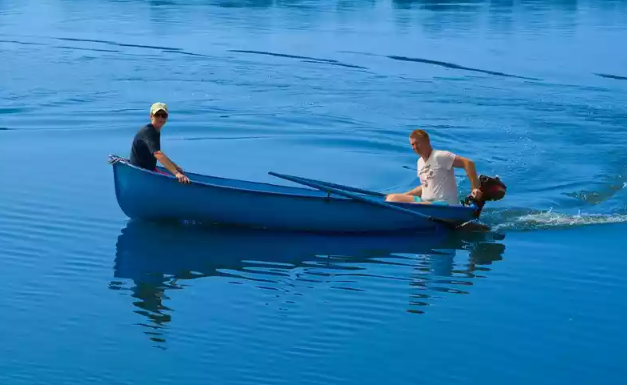 Стеклопластиковая лодка Омуль в Новочебоксарске