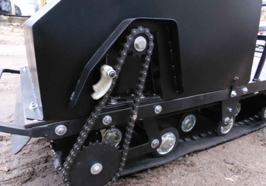 Мотобуксировщик AhtaR Зима 9 л/с с вариатором в Новочебоксарске