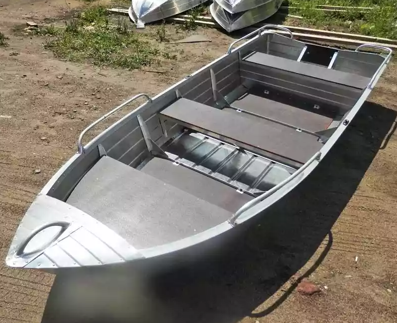 Алюминиевая лодка Вятка-Профи 37 в Новочебоксарске