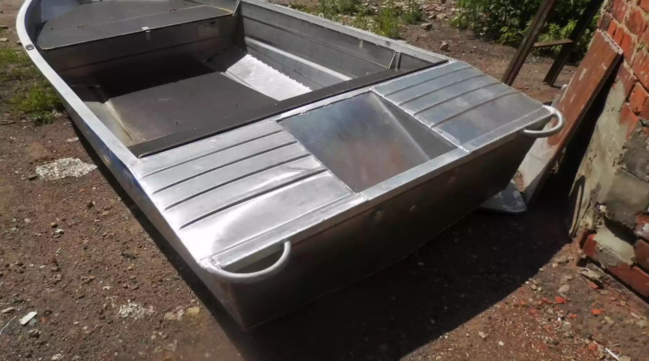 Алюминиевая лодка Вятка-Профи Вариант в Новочебоксарске