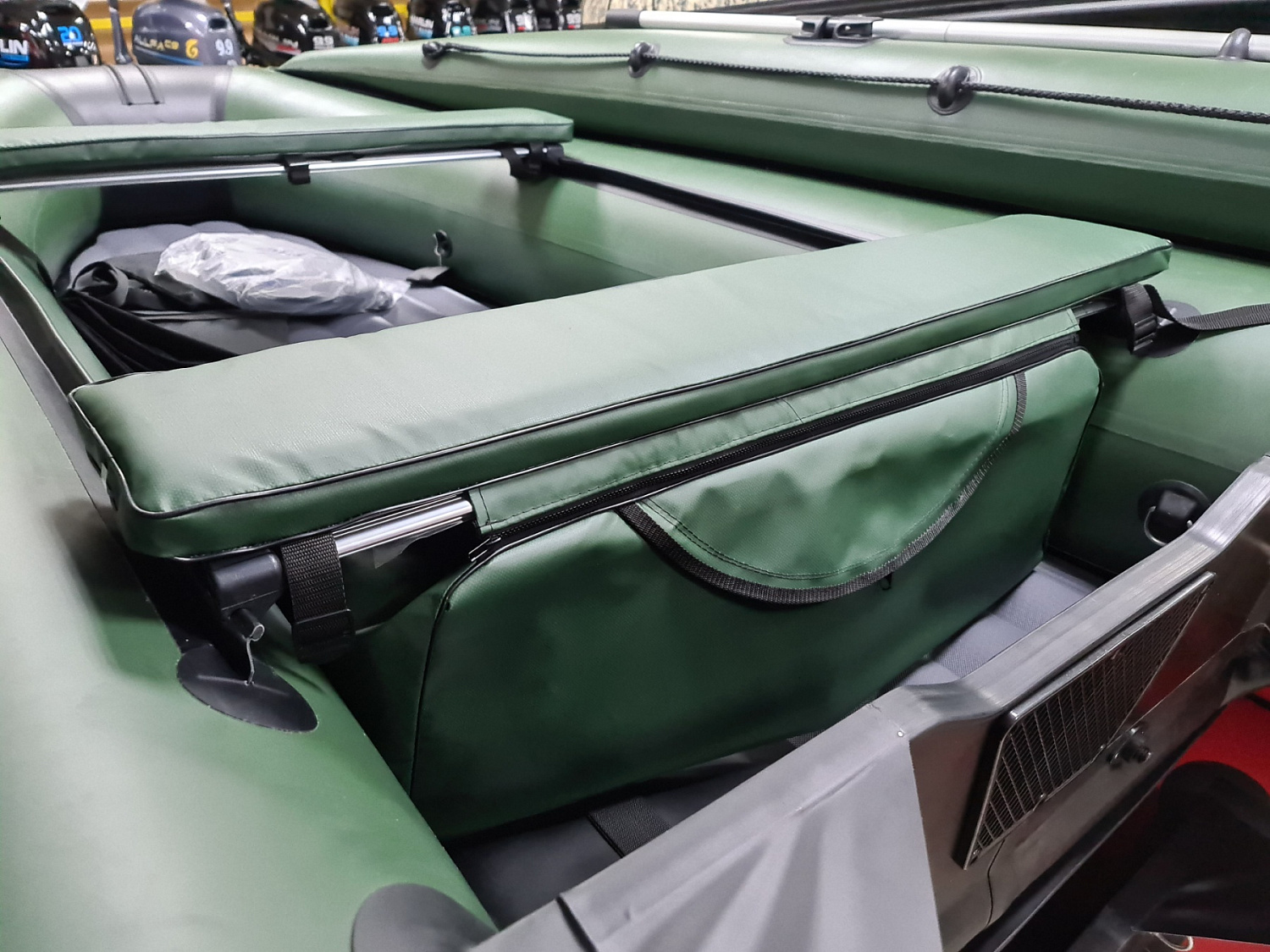 КОМПЛЕКТ МЯГКИХ НАКЛАДОК С СУМКОЙ ДЛЯ ЛОДОК 110Х20 ЗЕЛЕНЫЙ в Новочебоксарске