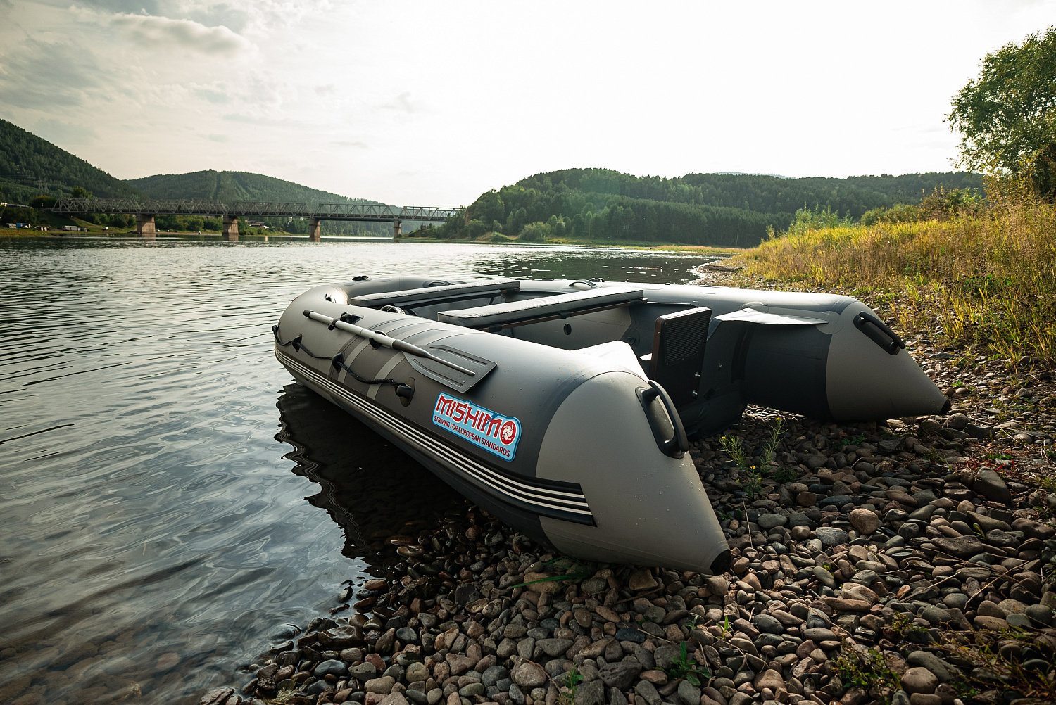 Лодка MISHIMO RIVER JET 390 под водомет в Новочебоксарске