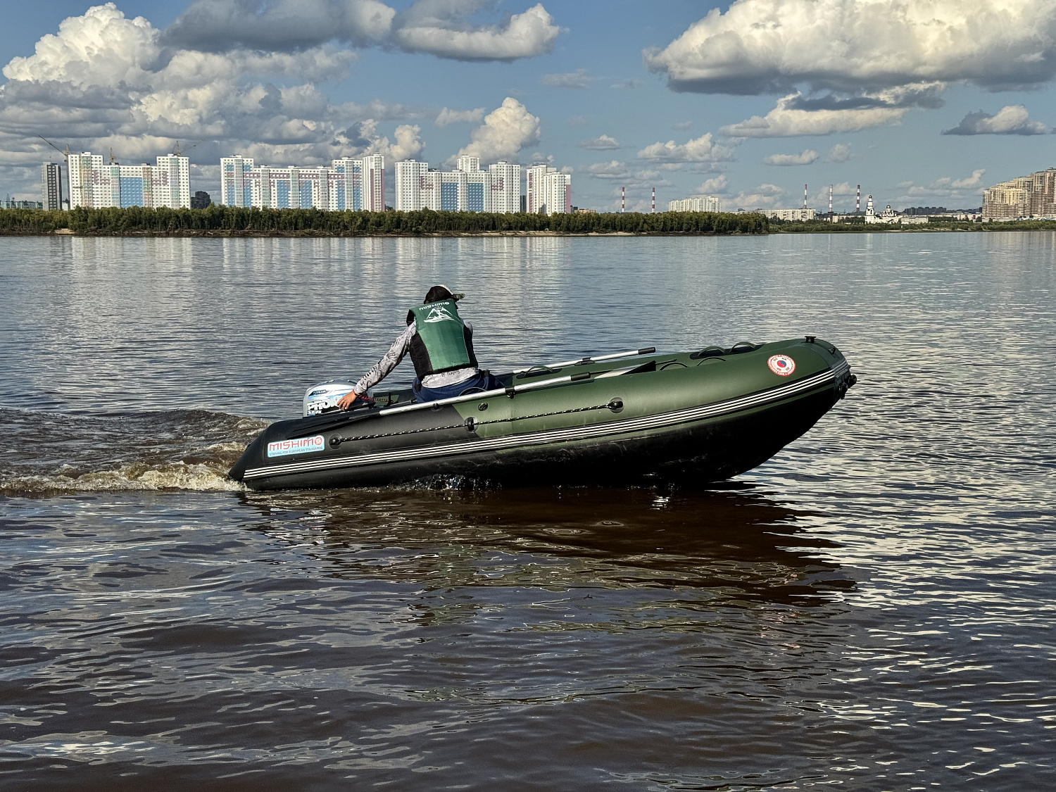 Лодка MISHIMO BIG FLOOR 440 в Новочебоксарске