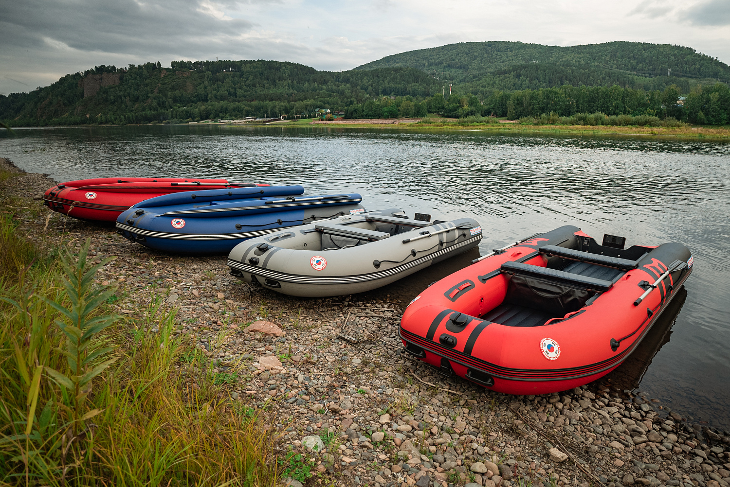 Лодка MISHIMO RIVER FJET PRO 400 под водомет в Новочебоксарске