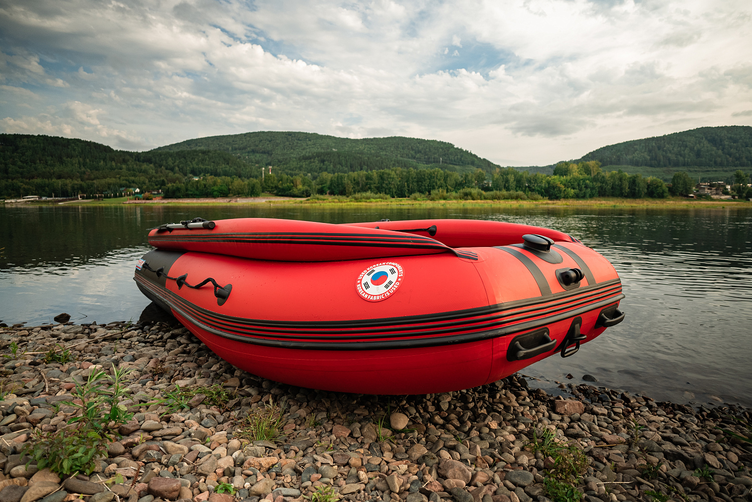 Лодка MISHIMO RIVER FJET PRO 400 под водомет в Новочебоксарске