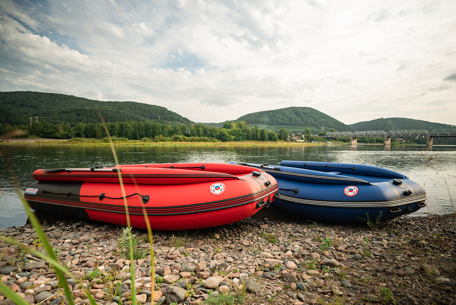 Лодка MISHIMO RIVER FJET PRO 400 под водомет в Новочебоксарске