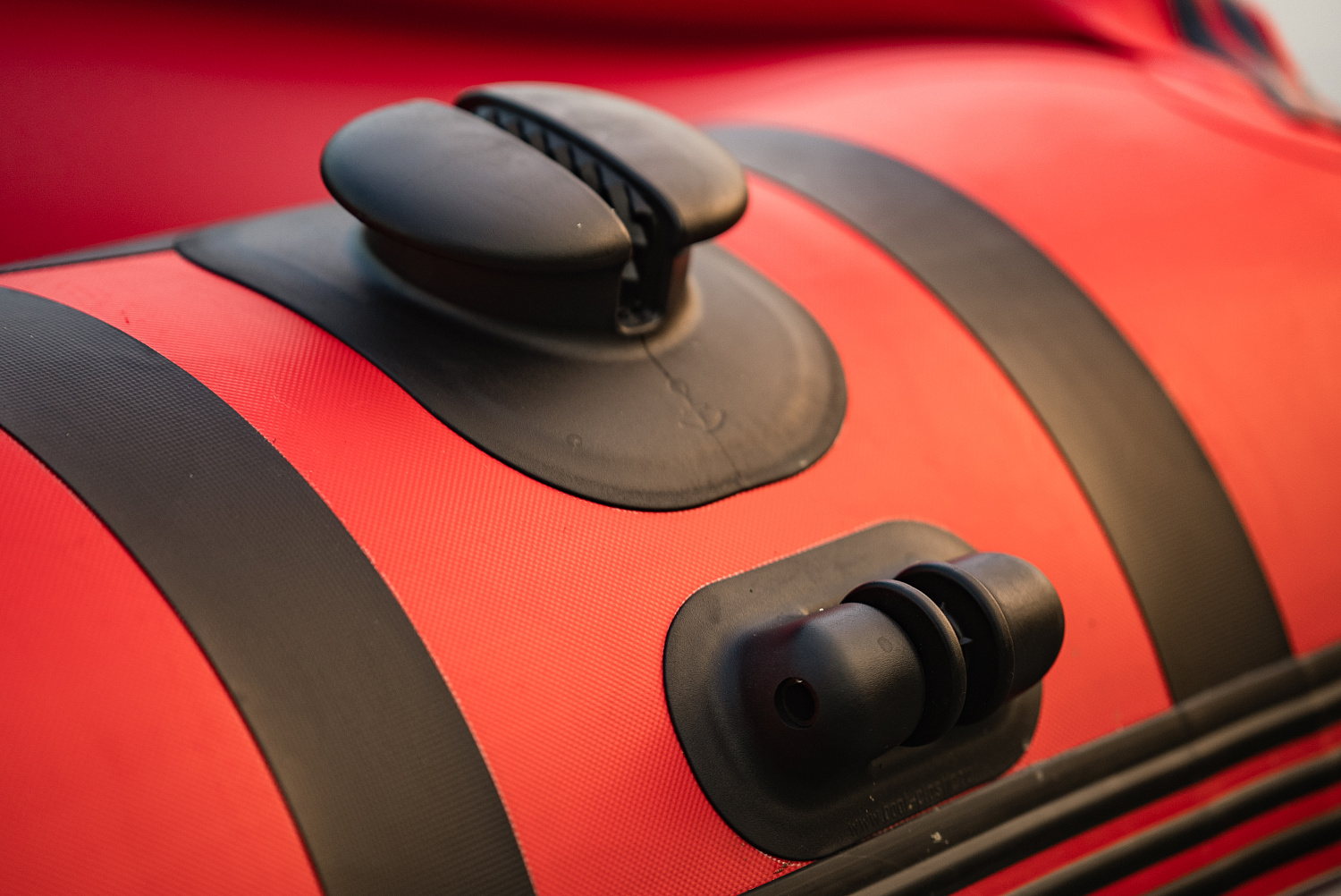 Лодка MISHIMO RIVER FJET PRO 400 под водомет в Новочебоксарске