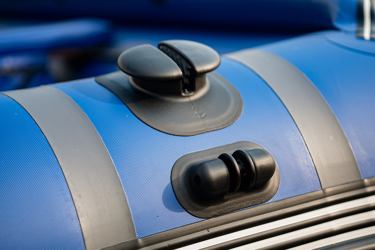 Лодка MISHIMO RIVER FJET PRO 400 под водомет в Новочебоксарске