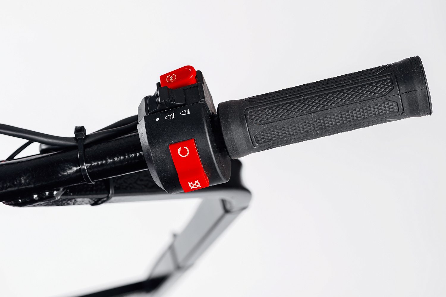 МОТОБУКСИРОВЩИК IKUDZO LONG 2.0 1700/500 EKR20 в Новочебоксарске