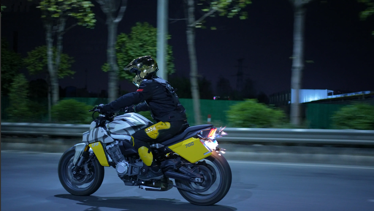 Мотоцикл Benda LFS 700 в Новочебоксарске