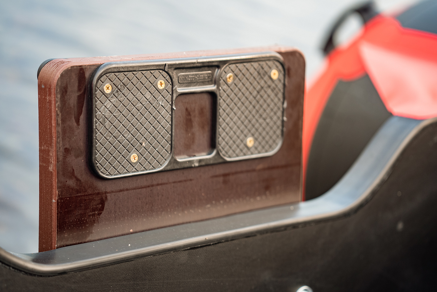 Лодка MISHIMO RIVER FJET PRO 400 под водомет в Новочебоксарске